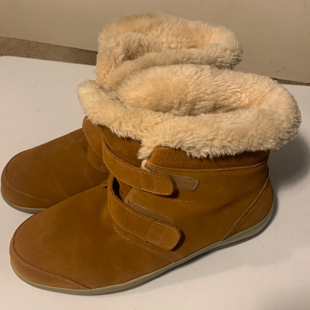 Orth Feet tan suede boots
